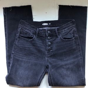 Old Navy Black Flare Cropped Cutoffs, size 0